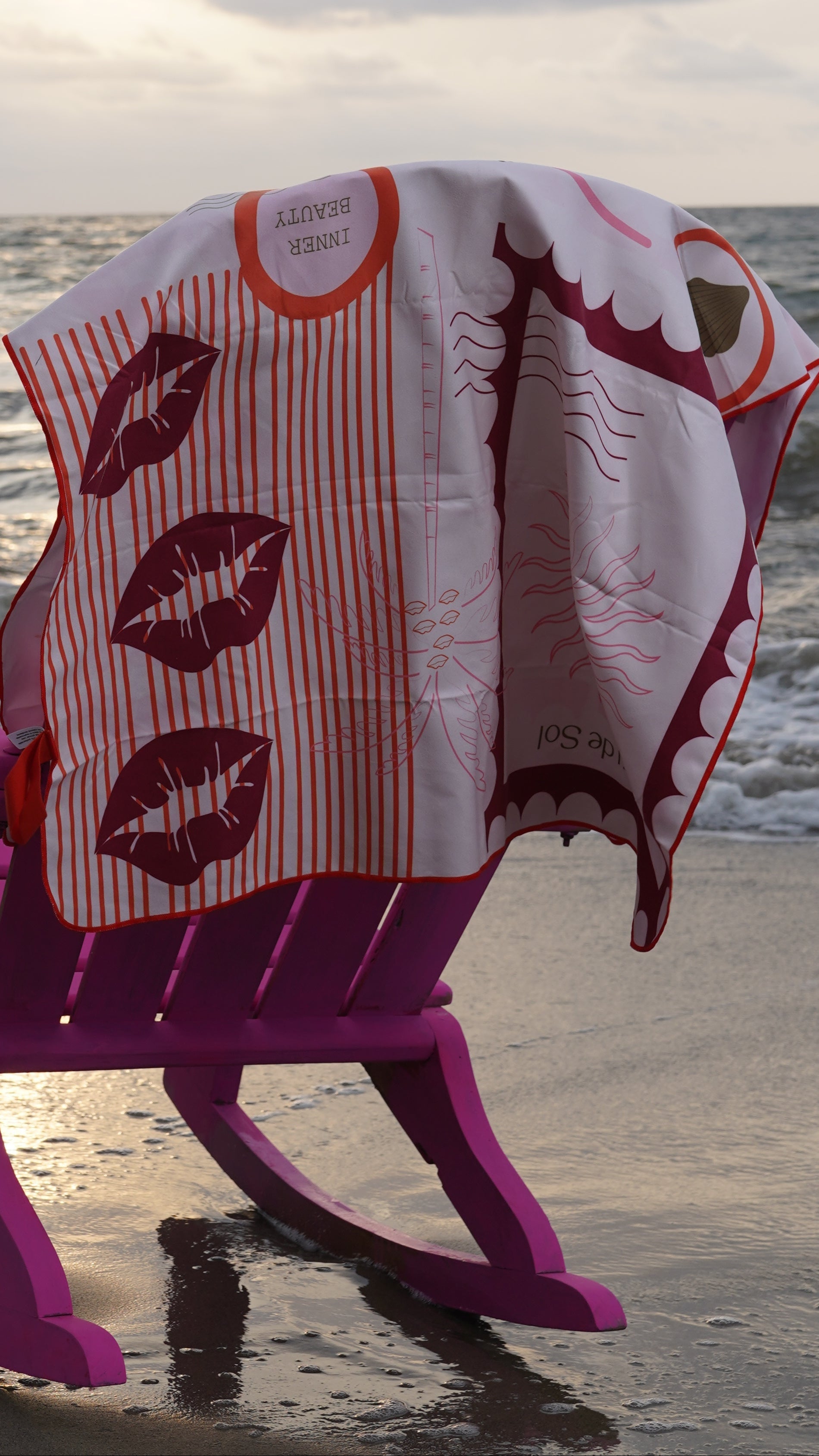Toalla Lips on the Beach